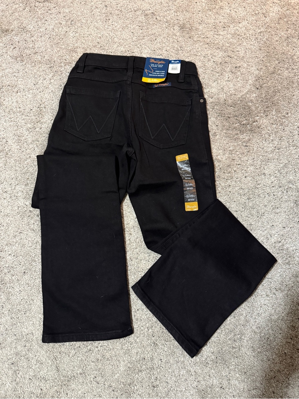 Wrangler Men’s Black Relaxed Fit Jeans